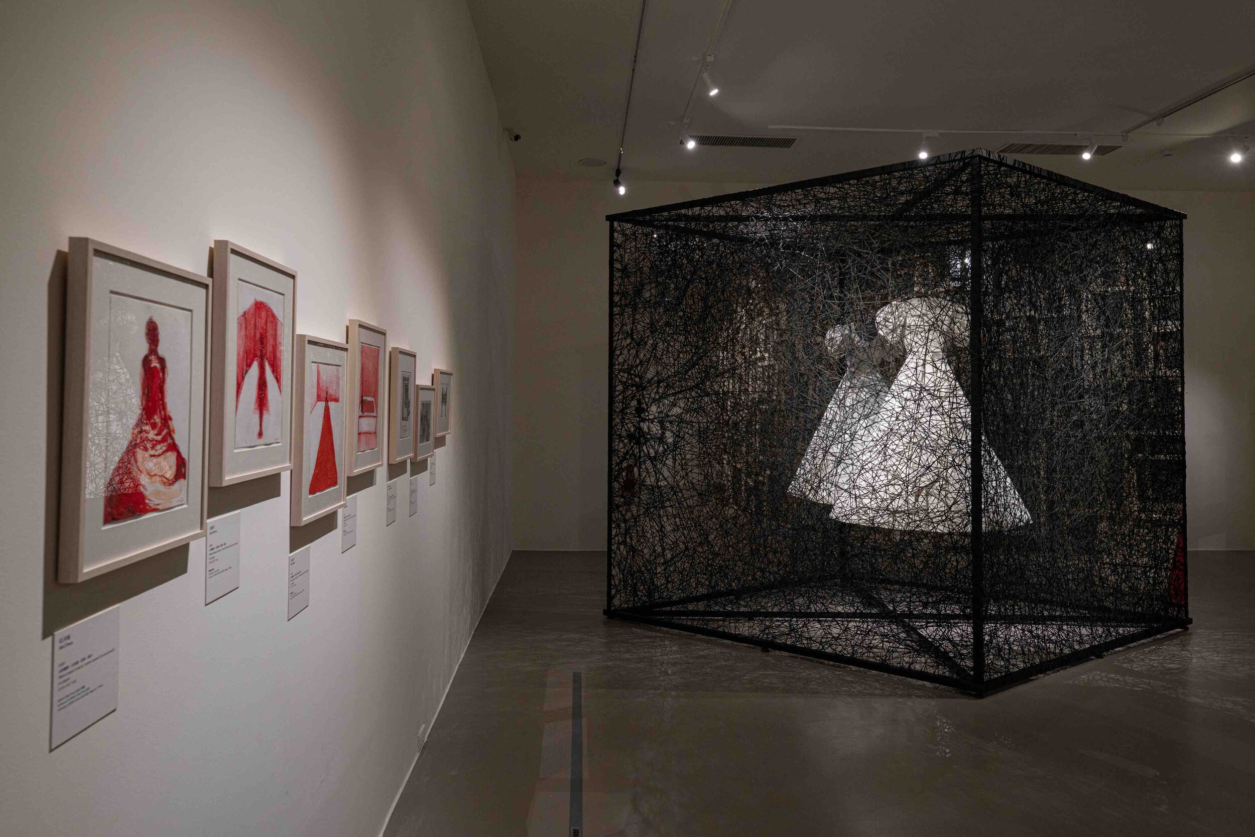 CHIHARU SHIOTA–塩田千春